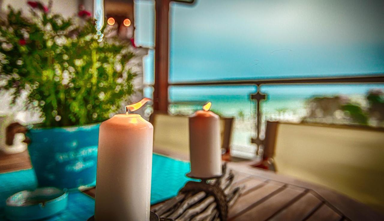 Aqua Mare Sea Side Rooms Nea Kallikrateia Exterior photo