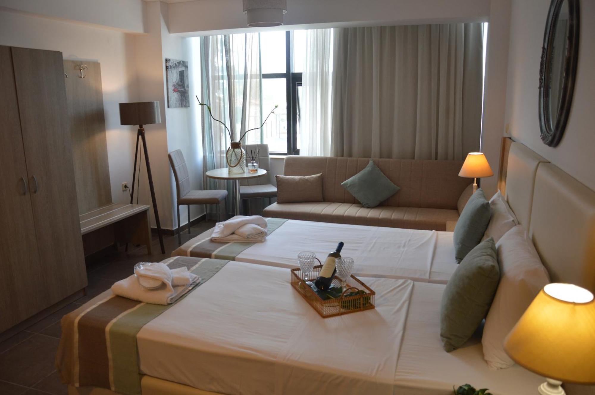Aqua Mare Sea Side Rooms Nea Kallikrateia Exterior photo