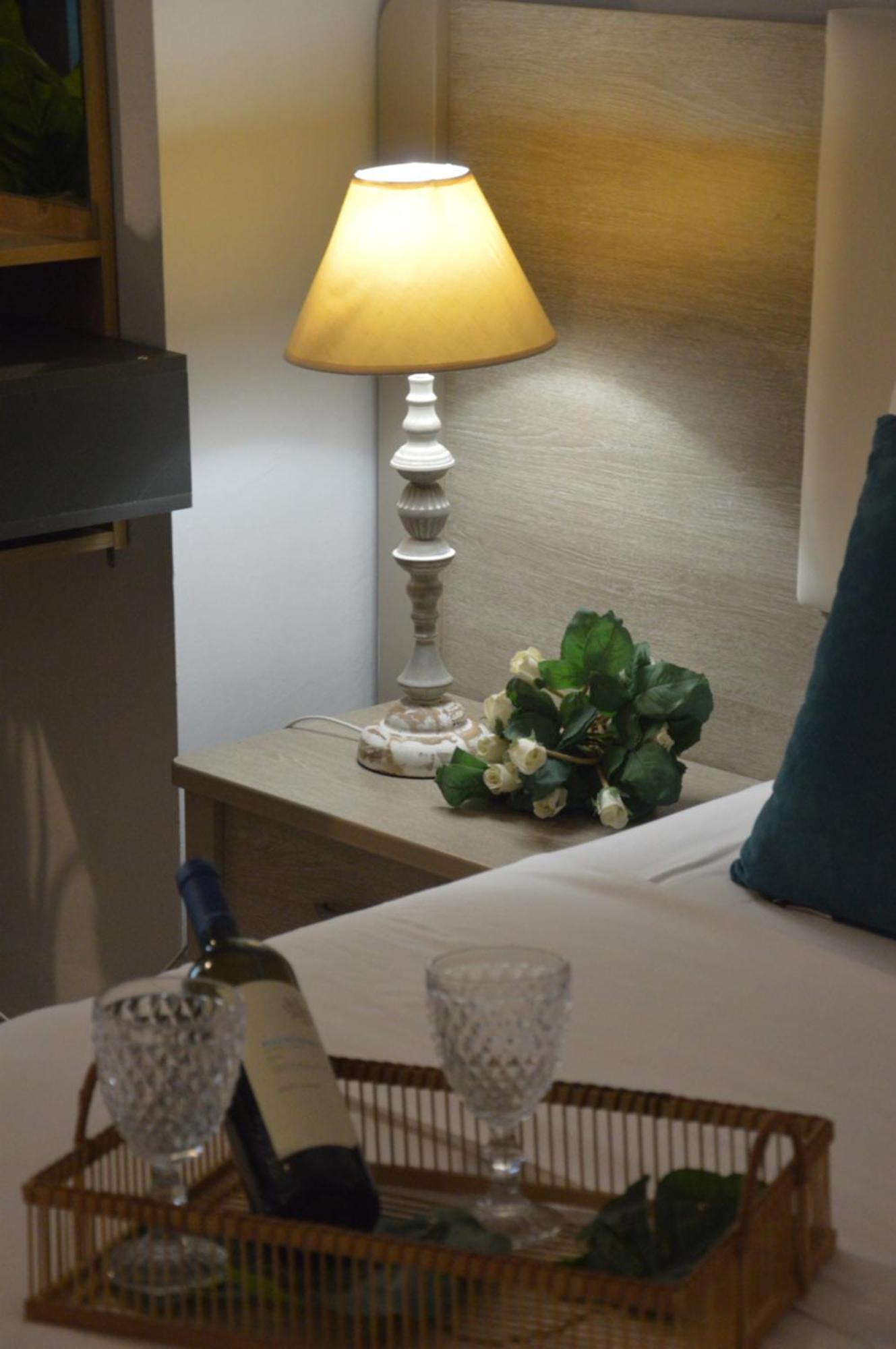 Aqua Mare Sea Side Rooms Nea Kallikrateia Exterior photo